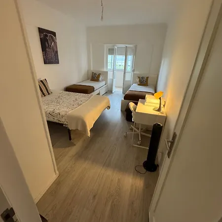 Апартаменти Alvalade *